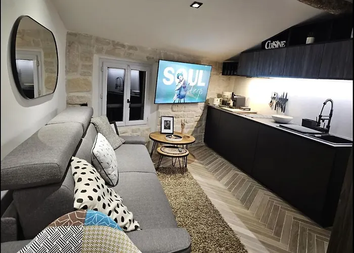 Sous Les Toits Apartment Antibes