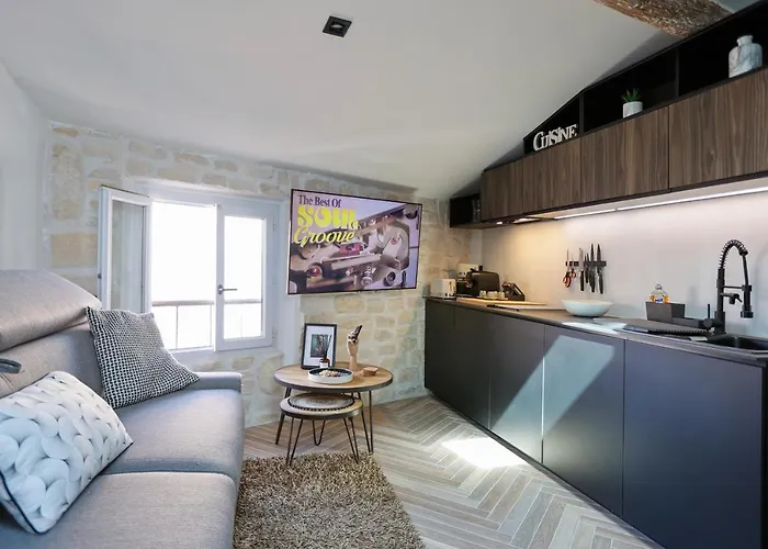 Sous Les Toits Apartment Antibes