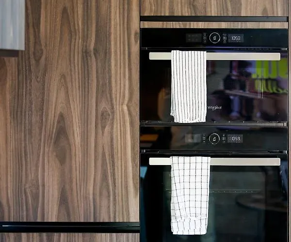 Sous Les Toits Apartman Antibes