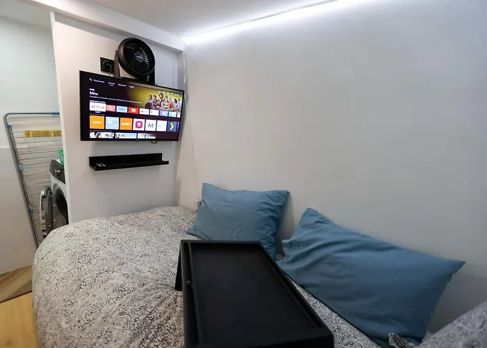 Sous Les Toits Apartment